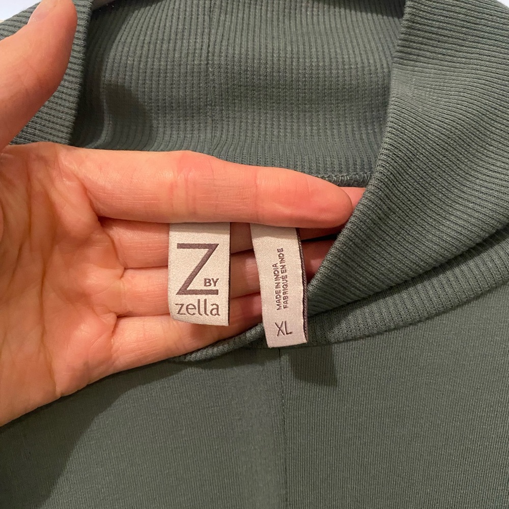 Zella Long Sleeve - Picture 2 of 3